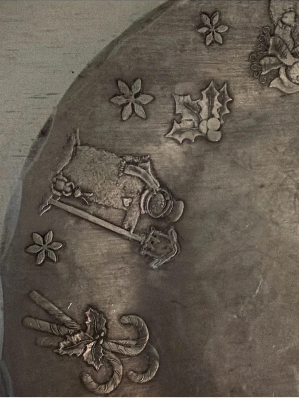 American Forging, Hand Forged in the USA, 6 inch Diameter Christmas Plate.